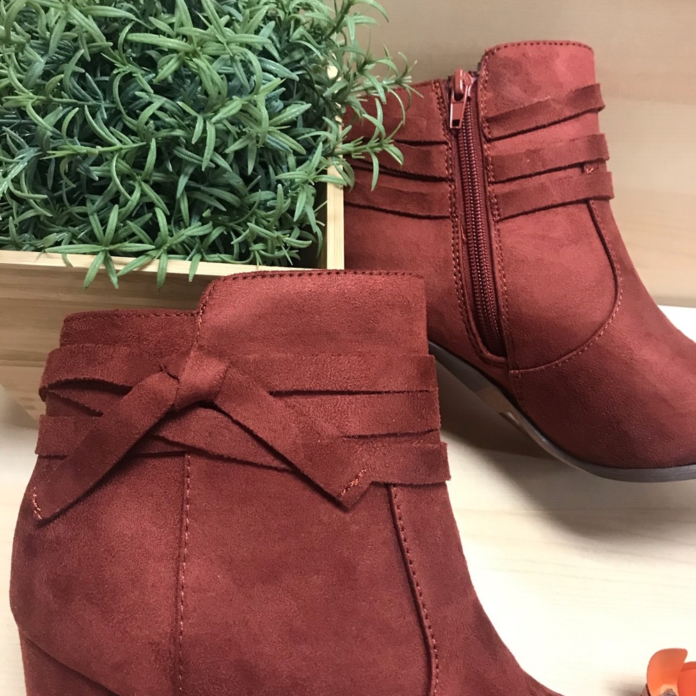 Rust booties - Picture 3 of 3